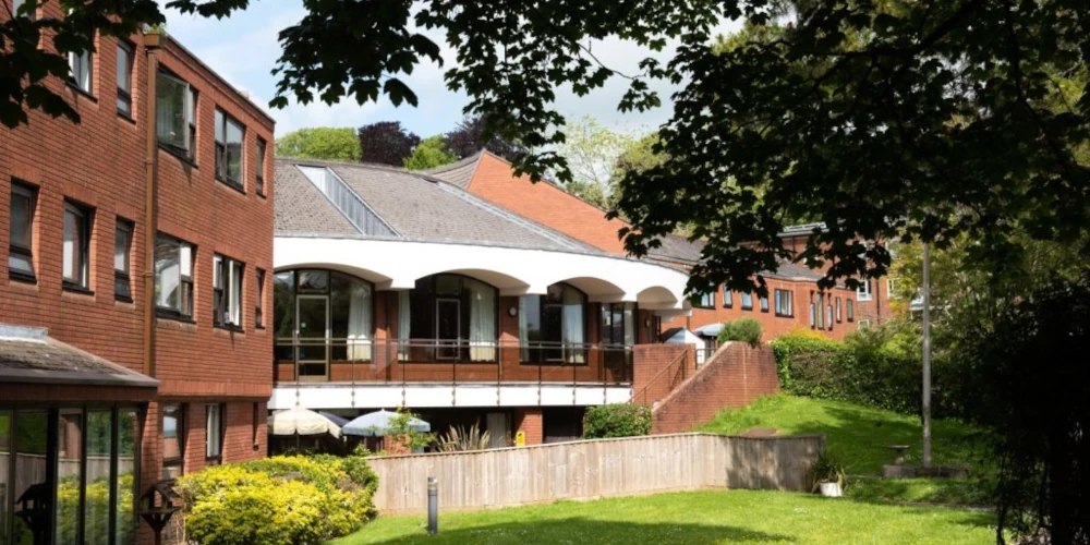 External view of Cadogan Court